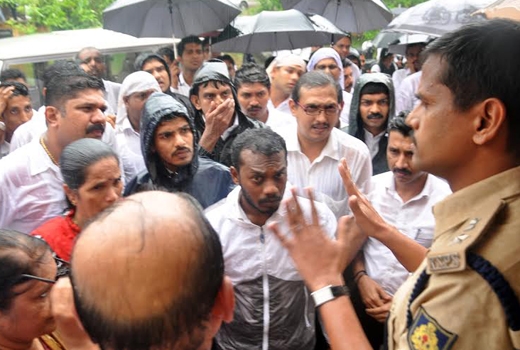 Kadri inspector Nagaraj suspended for alleged assault on lawyer 1